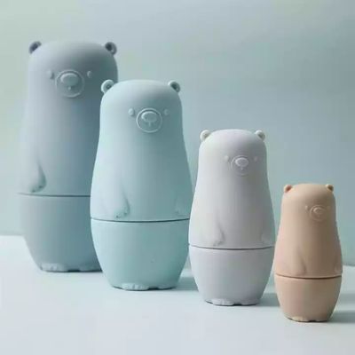ของเล่นเพื่อการศึกษาของเด็กซ้อนกันกันน้ำ 4 ชิ้นตุ๊กตาทำรังของรัสเซีย